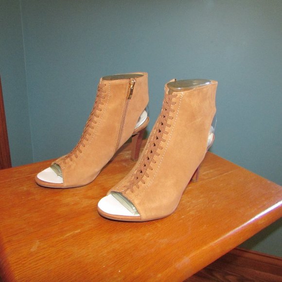 Franco Sarto Shoes - Quimby lace up style bootie